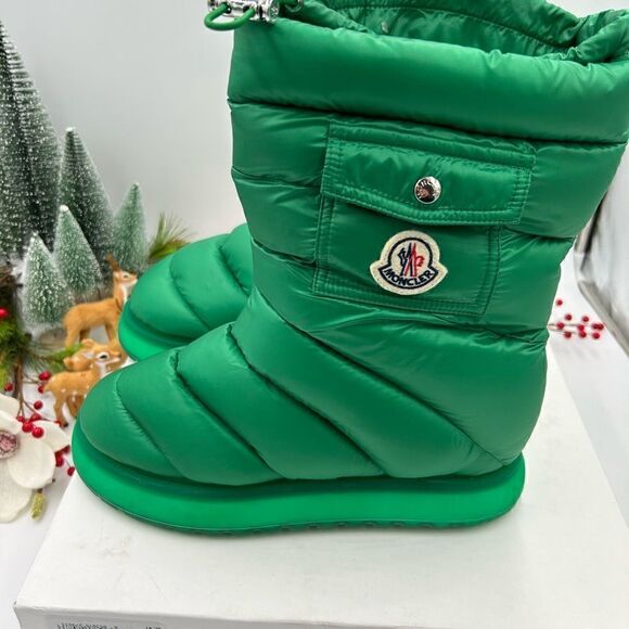 SOLD!!!!!!!   Women’s Moncler Gaia pocket snow boots size 41 - Picture 4 of 12